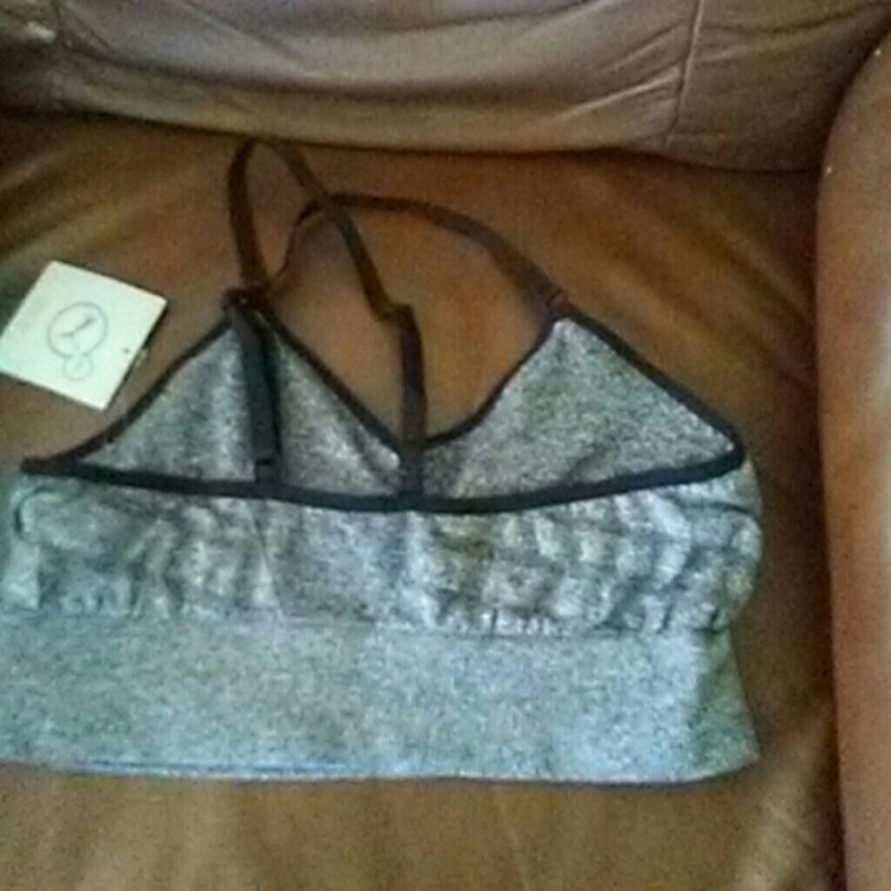 Work out top - Picture 3 of 4